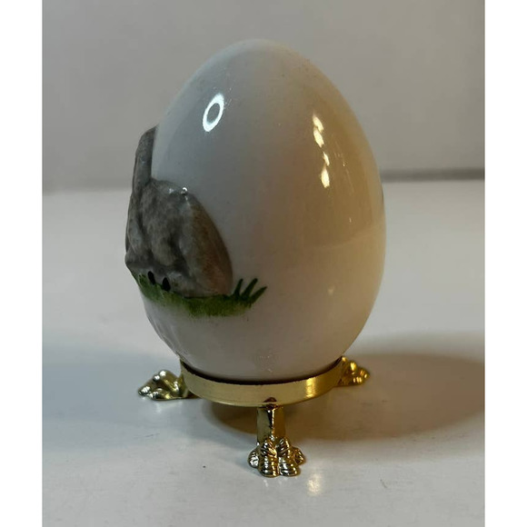 Vintage Goebel 1981 4th Annual Porcelain Easter Egg LAMB With Gold Stand - Picture 3 of 4